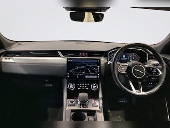 Used Jaguar F-Pace 2022 for sale - 77576066: Photo