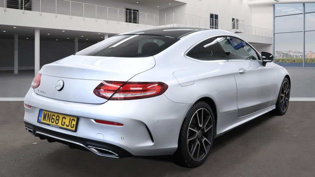 Used Mercedes-Benz C Class 2018 for sale - 76867752: Photo 8