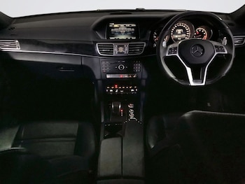 Used Mercedes-Benz E Class 2016 for sale - 76546566: Photo