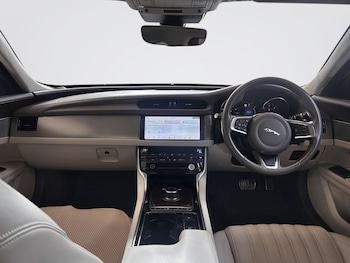Used Jaguar XF 2020 for sale - 79059015: Photo