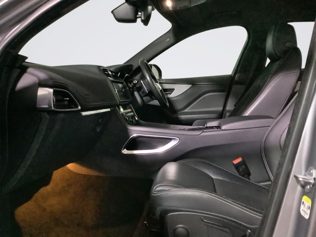 Used Jaguar F-Pace 2021 for sale - 76074001: Photo 12