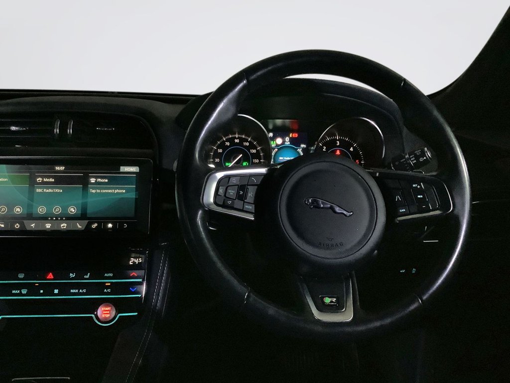 Used Jaguar F-Pace 2021 for sale - 76074001: Photo 15