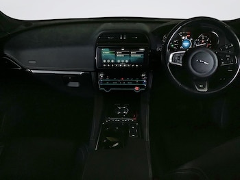 Used Jaguar F-Pace 2021 for sale - 76074001: Photo 3