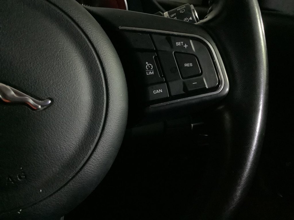 Used Jaguar E-Pace 2018 for sale - 76670520: Photo 19