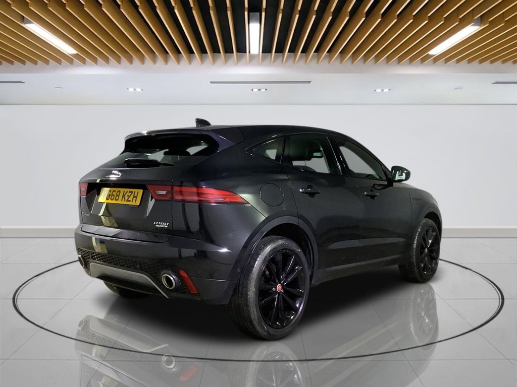 Used Jaguar E-Pace 2018 for sale - 76670520: Photo 8