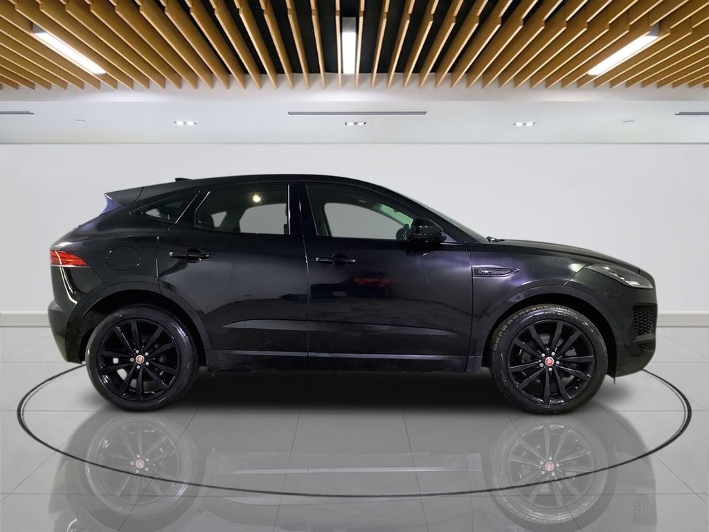 Used Jaguar E-Pace 2018 for sale - 76670520: Photo 9