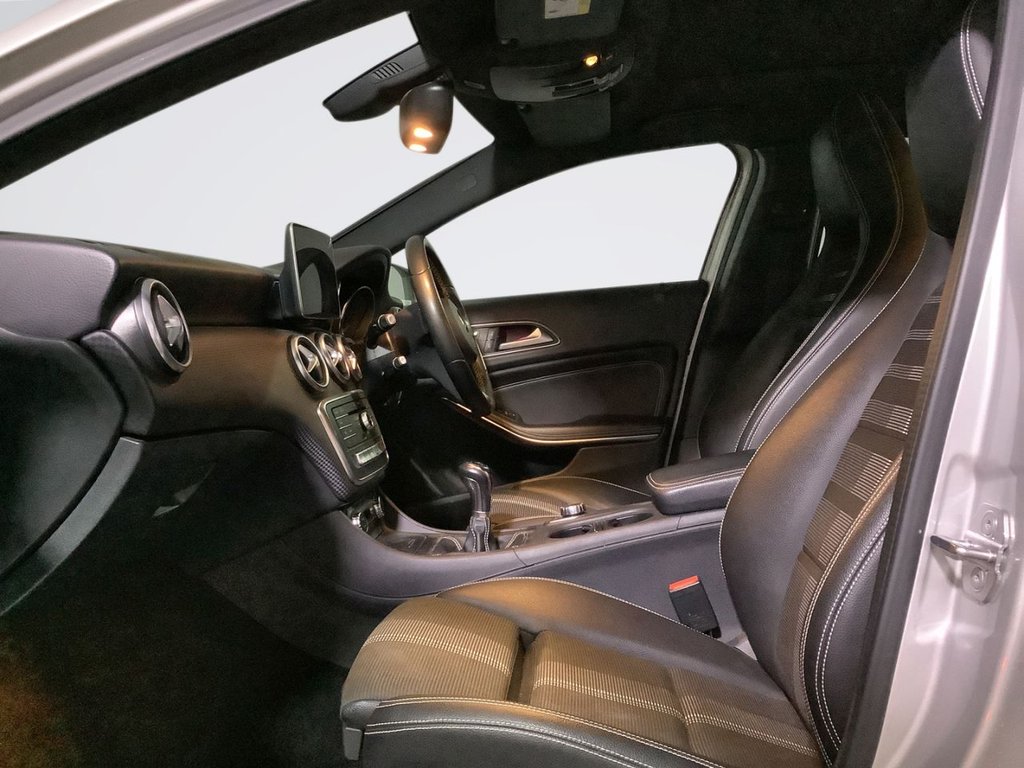 Used Mercedes-Benz A-Class 2018 for sale - 76147483: Photo 11