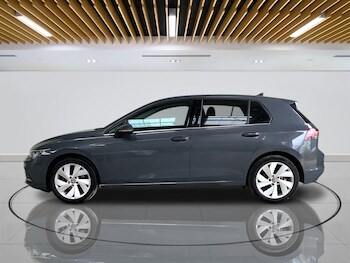 Used Volkswagen Golf 2020 for sale - 78425543: Photo