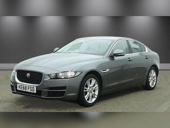 Used Jaguar XE 2019 for sale - 79166116: Photo