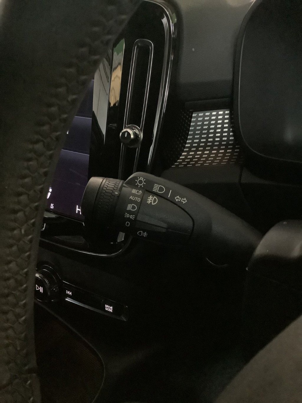 Used Volvo XC40 2022 for sale - 77153657: Photo 20