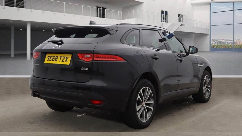 Used Jaguar F-Pace 2019 for sale - 78056577: Photo 10