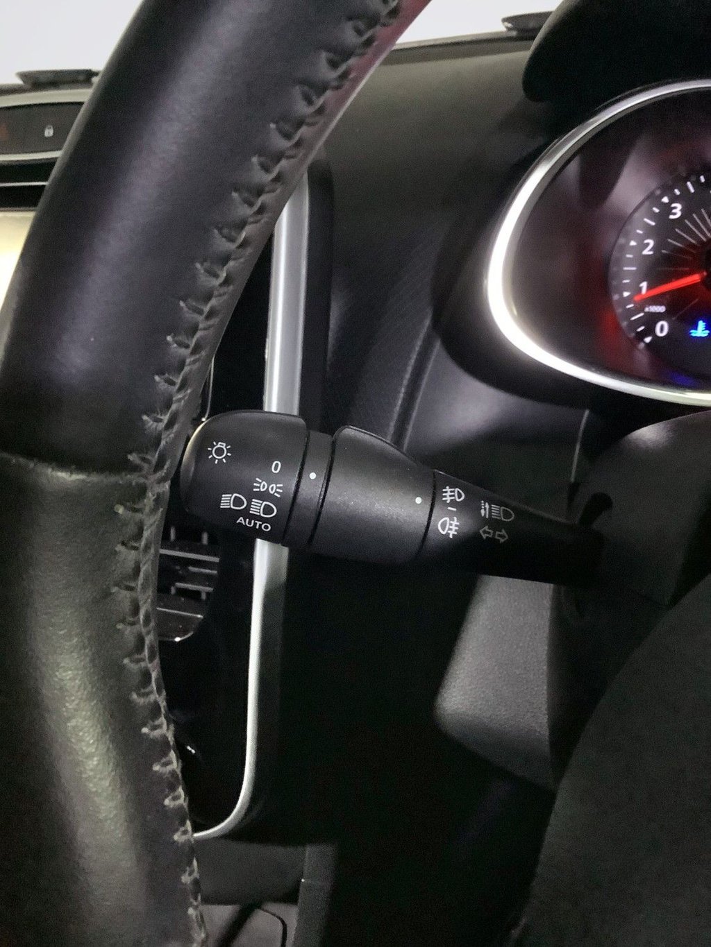 Used Renault Clio 2016 for sale - 76417181: Photo 20