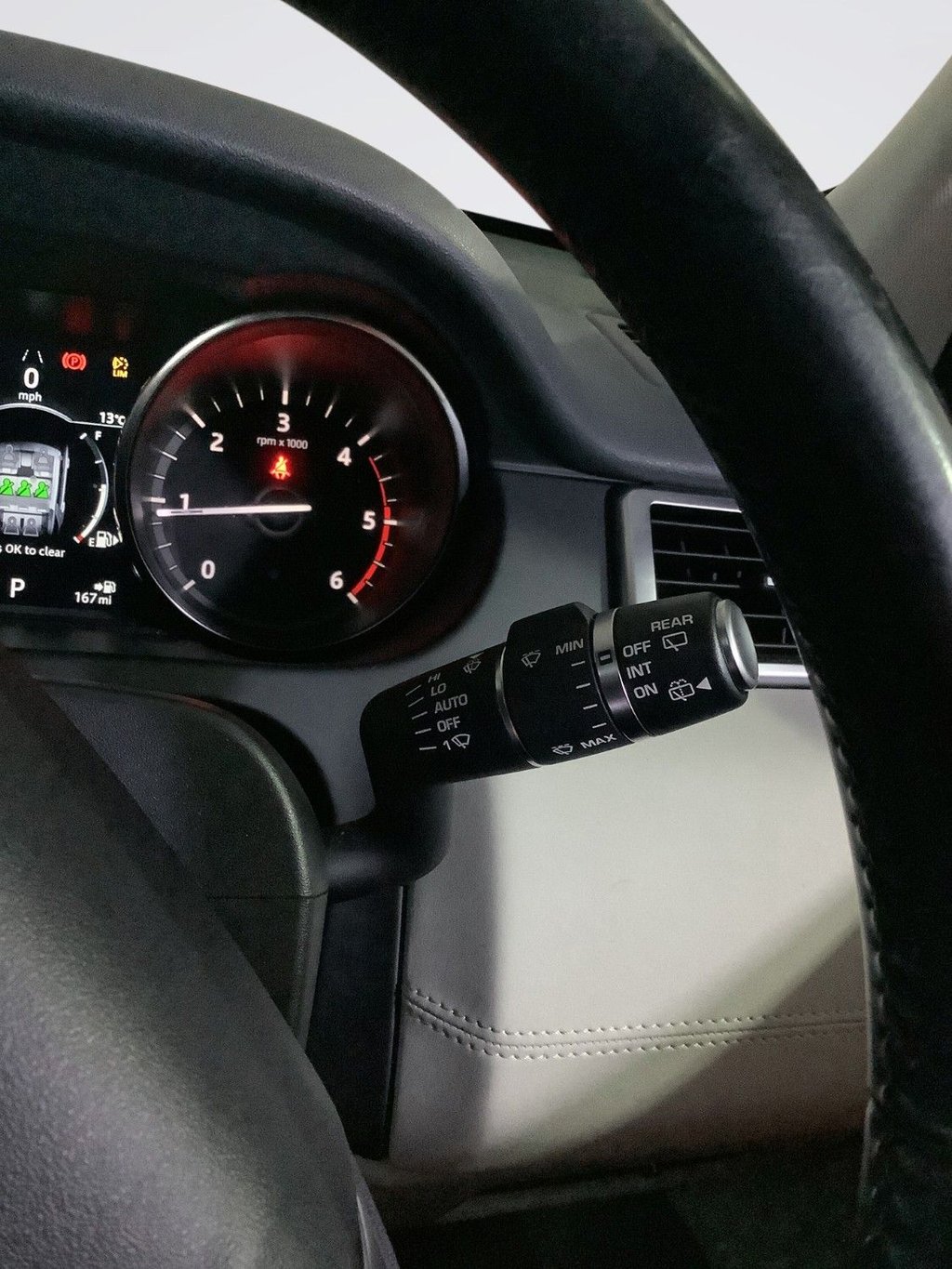 Used Land Rover Discovery Sport 2018 for sale - 76469690: Photo 24