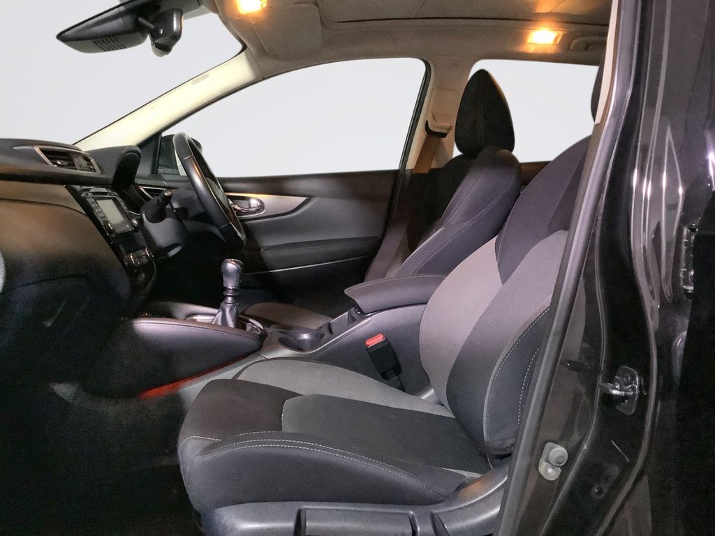 Used Nissan Qashqai 2018 for sale - 76367575: Photo 10