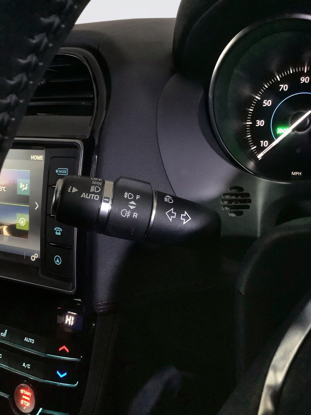 Used Jaguar F-Pace 2018 for sale - 76439252: Photo 20