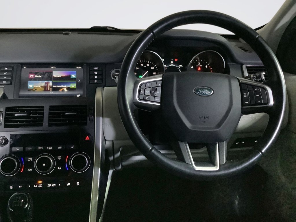 Used Land Rover Discovery Sport 2018 for sale - 76495956: Photo 18