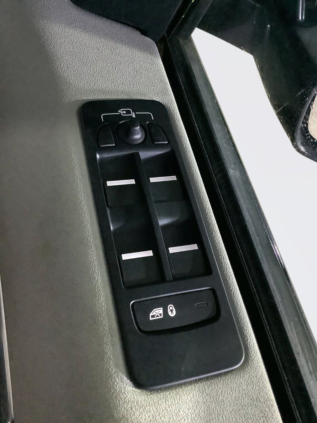 Used Land Rover Discovery Sport 2018 for sale - 76495956: Photo 27