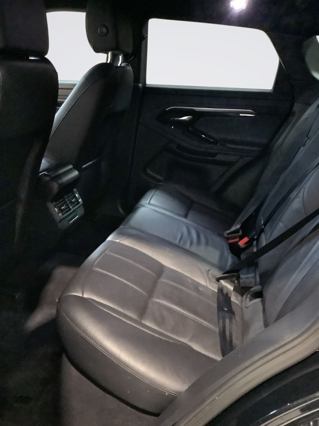 Used Land Rover Range Rover Evoque 2022 for sale - 76900800: Photo 8