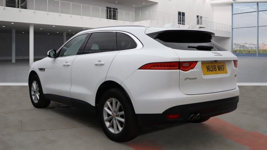 Used Jaguar F-Pace 2018 for sale - 77356768: Photo 3