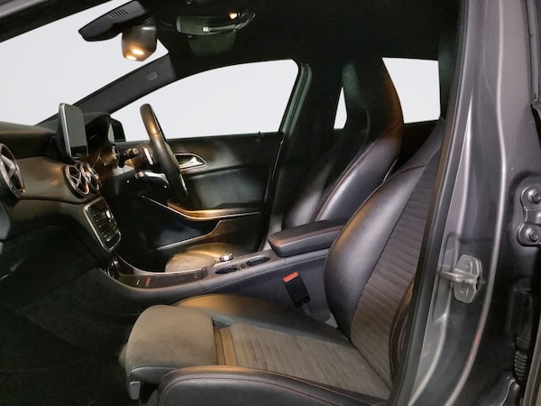 Used Mercedes-Benz GLA 2015 for sale - 76235507: Photo 12