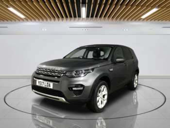 Used Land Rover Discovery Sport 2017 for sale - 74691492: Photo