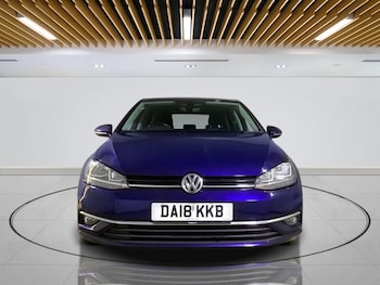 Used Volkswagen Golf 2018 for sale - 75487384: Photo