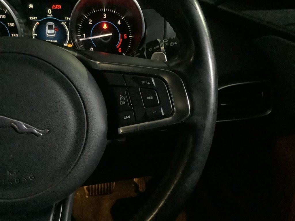 Used Jaguar F-Pace 2017 for sale - 76118489: Photo 16