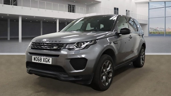 Used Land Rover Discovery Sport 2019 for sale - 76185201: Photo 2