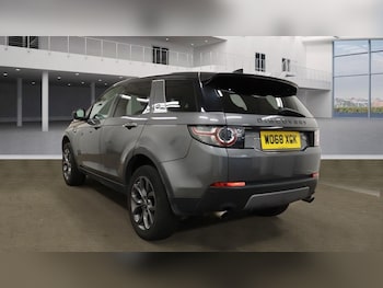 Used Land Rover Discovery Sport 2019 for sale - 76185201: Photo 3