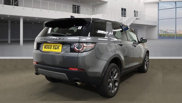 Used Land Rover Discovery Sport 2019 for sale - 76185201: Photo 4