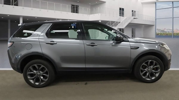 Used Land Rover Discovery Sport 2019 for sale - 76185201: Photo 5