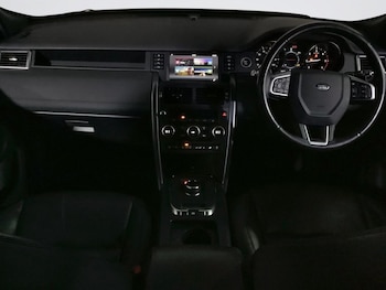 Used Land Rover Discovery Sport 2019 for sale - 76256734: Photo 3