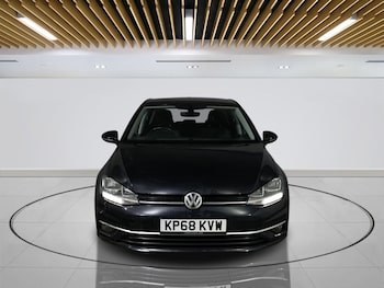 Used Volkswagen Golf 2018 for sale - 78624243: Photo