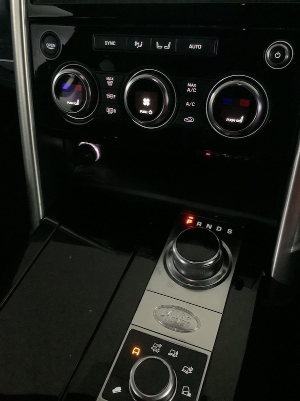Used Land Rover Discovery 2019 for sale - 76210897: Photo 28