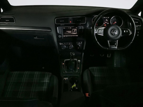 Used Volkswagen Golf 2016 for sale - 76080278: Photo 3
