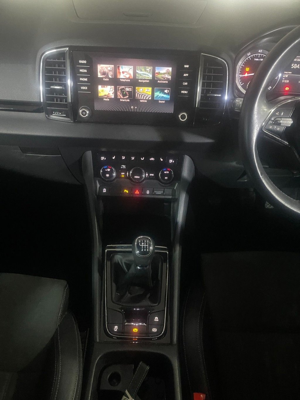 Used Skoda Karoq 2020 for sale - 76154427: Photo 25