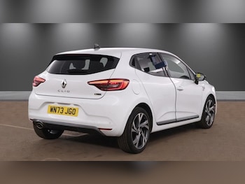 Used Renault Clio 2023 for sale - 78996392: Photo