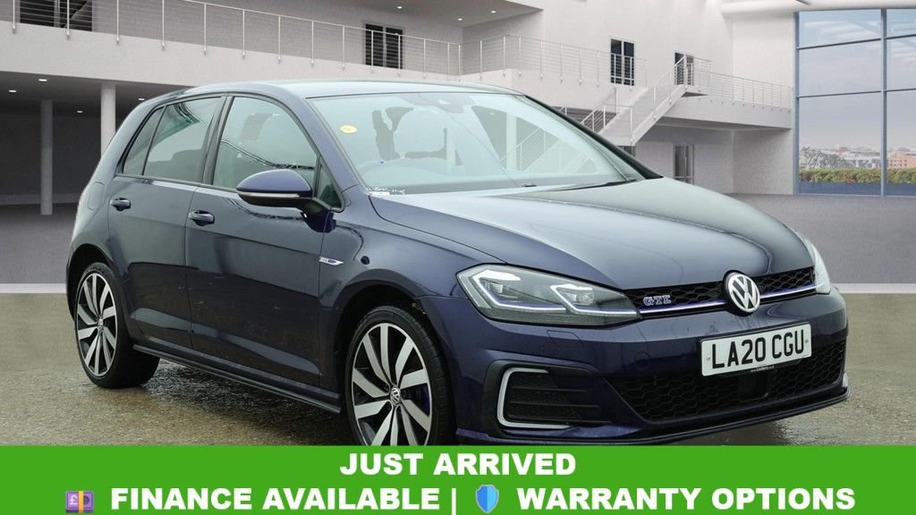 Used Volkswagen Golf 2020 for sale - 77642565: Photo 1