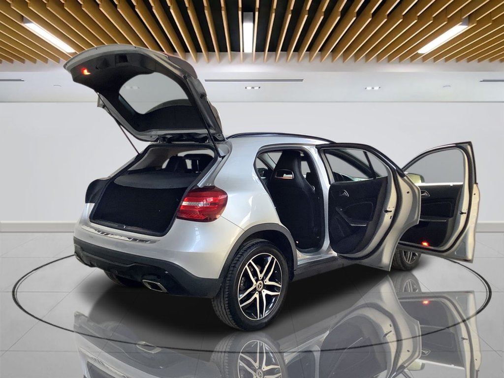 Used Mercedes-Benz GLA 2019 for sale - 77952328: Photo 10