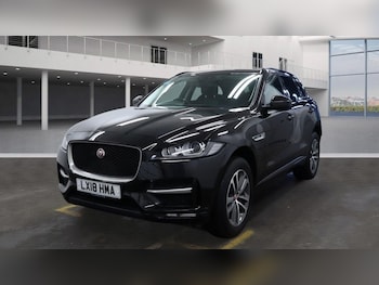Used Jaguar F-Pace 2018 for sale - 76820863: Photo