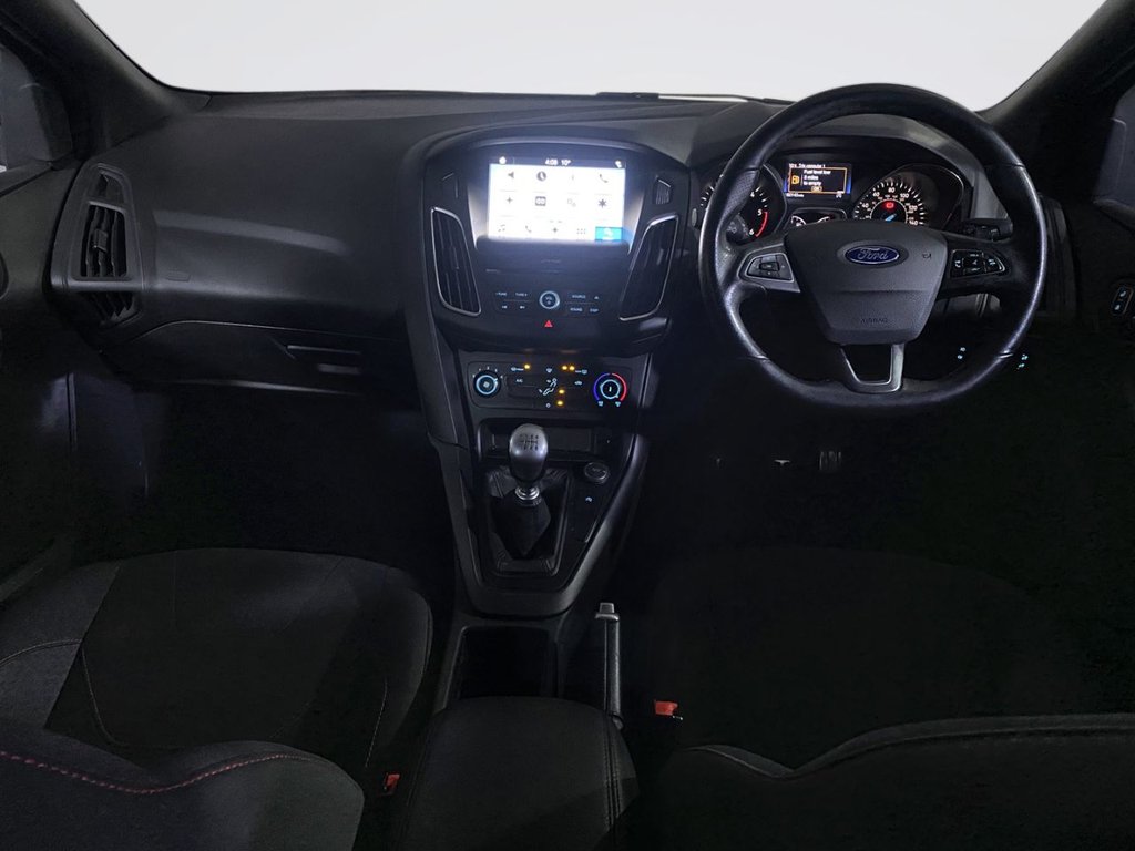 Used Ford Focus 2017 for sale - 78056641: Photo 3