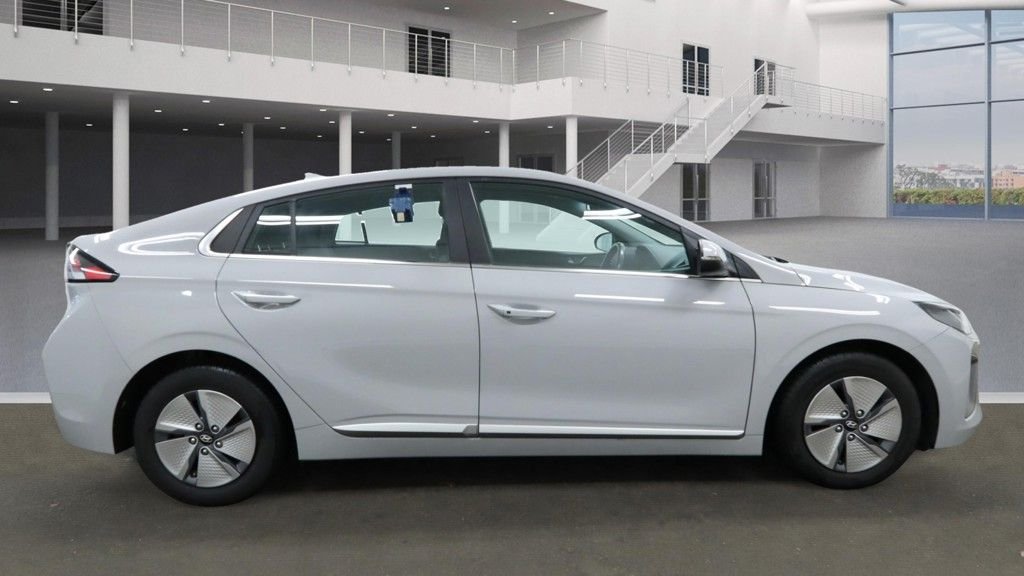 Used Hyundai IONIQ 2021 for sale - 76546578: Photo 5