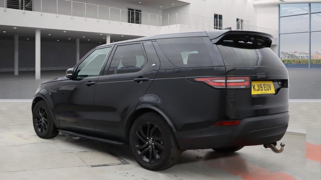 Used Land Rover Discovery 2019 for sale - 76368054: Photo 3