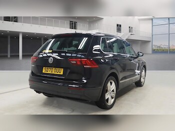 Used Volkswagen Tiguan 2020 for sale - 77991082: Photo