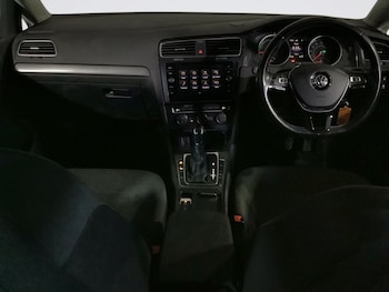 Used Volkswagen Golf 2019 for sale - 77841269: Photo