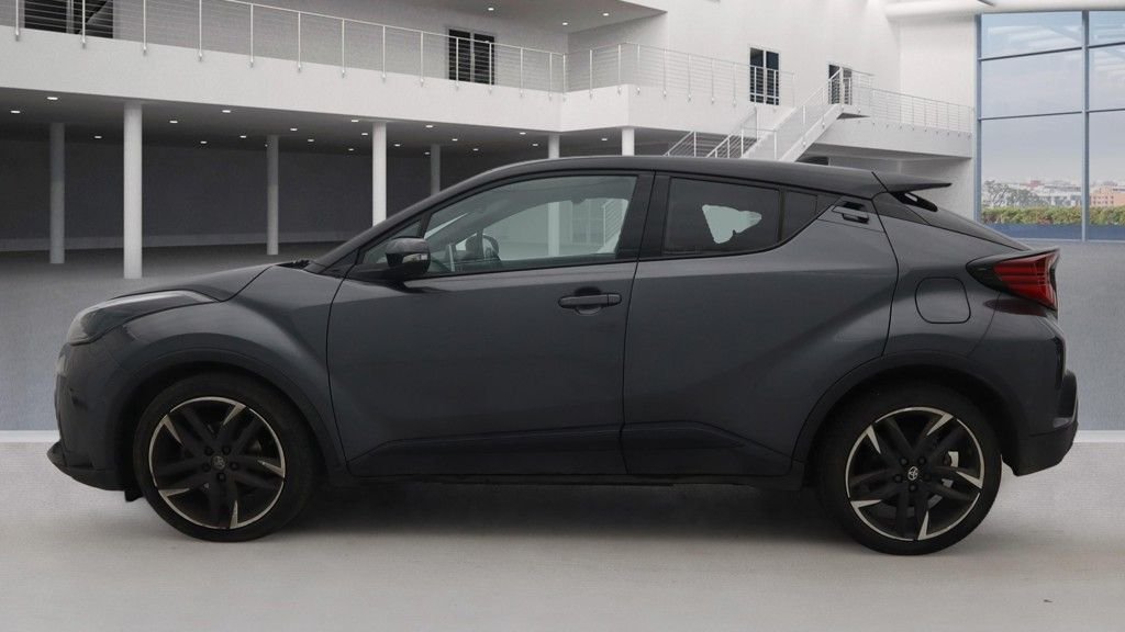 Used Toyota C-HR 2023 for sale - 77734082: Photo 12