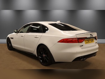 Used Jaguar XF 2017 for sale - 79632246: Photo