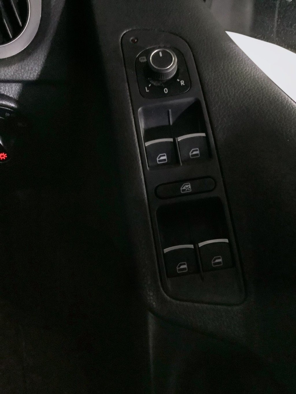 Used Volkswagen Tiguan 2015 for sale - 76333166: Photo 24