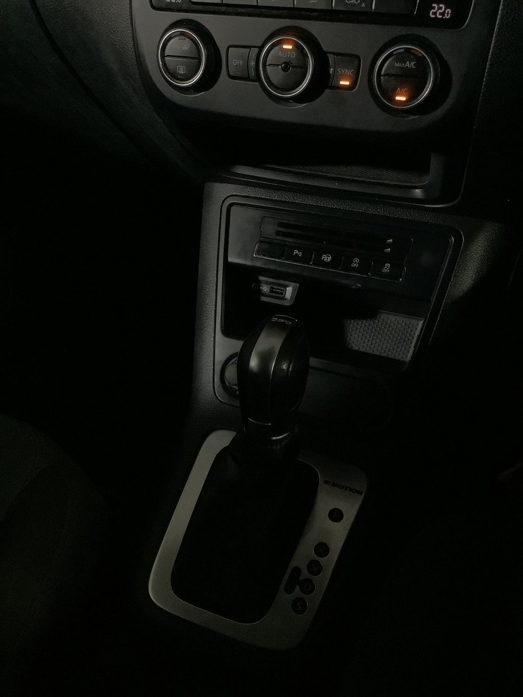 Used Volkswagen Tiguan 2015 for sale - 76333166: Photo 25