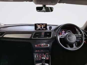 Used Audi Q3 2018 for sale - 79120781: Photo